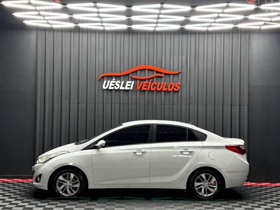 HYUNDAI HB20S 1.6 PREMIUM 16V FLEX 4P AUTOMÁTICO